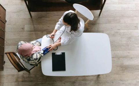 “car-T们”的商业化焦虑：100万换8年无癌生活，你愿意买单吗？